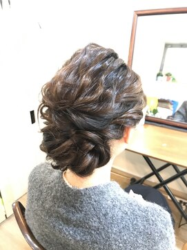 ロカット サロン(Roquat Salon) なみなみアップアレンンジ【ヘアメイク　浴衣　立川/立川南/袴】