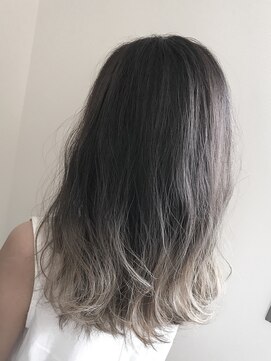 エイトウラワ 浦和店(EIGHT urawa) 【EIGHT浦和】バレイヤージュ_ラベンダーグレージュ_ハイライト