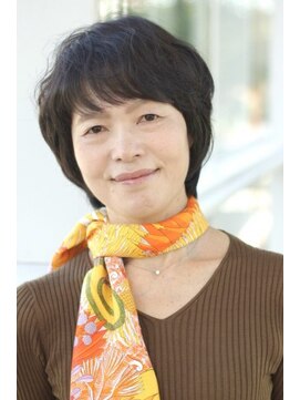 ミスエッセンス(MISS ESSENCE) トリートメントカールで大人の癖付ショート/ミスエッセンス竹下