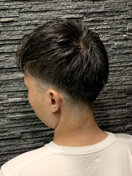 プレミアムバーバー 赤坂店(PREMIUM BARBER produce by HIRO GINZA) 七三ツーブロック×フェード【ヒロ銀座】赤坂/バーバー/フェード