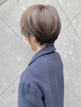 ベック ヘアサロン(BEKKU hair salon) ナチュラルなハイライトで立体感UP!丸み×くびれショート