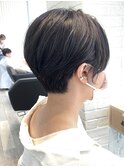 【サロンワーク】タイトな前下がりショート。