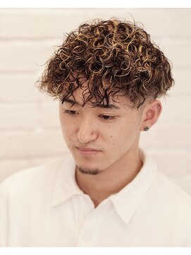 ローカルボンドカットクラブ(LOCAL BOND CUT CLUB) スパイラル×フェード