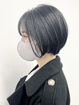 ラベスト キョウト(LOVEST)&nbsp;コンパクトでふんわりカールなショートボブ