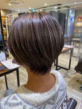 トレ(tre.) 甲子園口/髪質改善/縮毛矯正/ハイライト/酸性ストレート