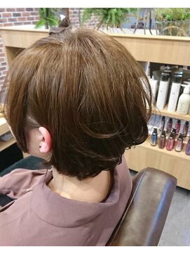 エルバイシオン(aile by sion) アッシュオリーブ×レイヤーボブ