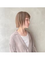 ルッソカナン(Lusso canaan) パツっとボブ×ベージュアッシュカラー/30代40代50代