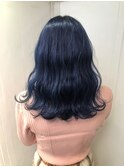 ブルーカラー×ネイビーカラー