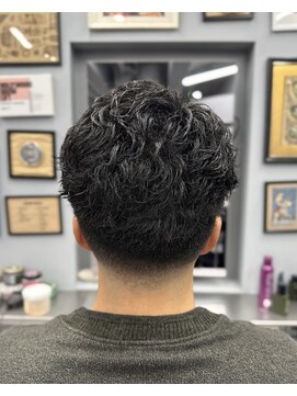 アイコン ブルー メンズ(I-CON #blue MEN'S) ナチュラルスタイル×テーパーフェード【池袋フェード】