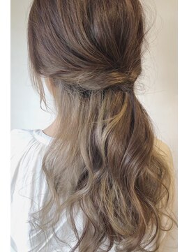 レセ 南柏店(Laissez) ルーズアレンジ/レイヤーカット/グラデーションカラー/アッシュ