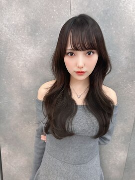 クム(kumu) 【kumu】 ロングレイヤー/顔周りカット/栄/名古屋