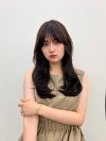 ヒュー 広島(HEW)&nbsp;20代30代大人かわいい韓国レイヤーカットオリーブベージュ