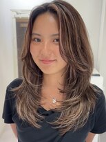 ヨロ 渋谷(YOLO)&nbsp;韓国ヘアーハッシュカットレイヤーカットハイライトカラー