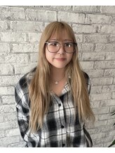 アグ ヘアー ミュー 宮崎大塚店(Agu hair mieux)&nbsp;見川 ヒカル