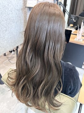 ジルヘアービカミ(Jill hair bikami) オリーブアッシュ