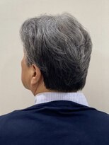グレイスフルバーバー 赤坂見附店 ナチュラルショートの七三風スタイル