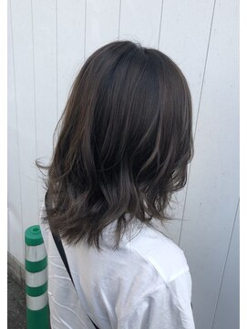 フォルテ 掛川店 ハイライトでワンランク上のオシャレ【掛川 美容室 】