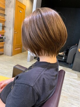 トレ(tre.) 甲子園口/髪質改善/白髪染め/ショート/酸性ストレート/美容室