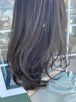 リアヘアー(Li'a hair)の写真/暗くなりすぎない！透明感のあるなりたい色味を実現☆彡丁寧なカウンセリングで理想の髪色を叶えます…♪