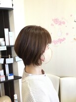 フープ(hoop)&nbsp;前下がりショートグラデーションボブ