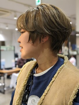 ケーオーエスビューティー(K O S beauty) 毛流れショート！