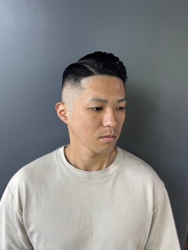 グリーディーフォックス 三軒茶屋(GreedyFOX) 三軒茶屋波巻き/マッシュパーマ/ウルフ/ハイライト<理容室>