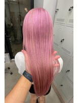 ヴァーディ オモテサンドウ(Vardy omotesando)&nbsp;ホワイトピンク・ハイトーンロング・表参道ケアブリーチ・吉永