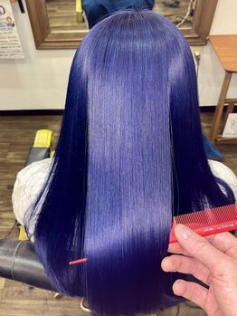 バスティードーレス(BASTI DORES)の写真/【話題の[METEOカラートリートメント]で髪質改善♪】丁寧なカウンセリングでお悩みを汲み取り 美髪を実現◇