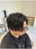センターパート 縦落ちツイストスパイラル