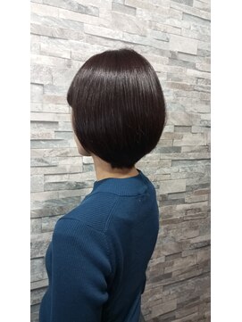 ヴィソップ(V.S.O.P) さくら系白髪染めで新年も好スタートねショートボブ