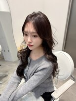 ラクシア(LucxiA)&nbsp;韓国ヘア/レイヤーカット/顔まわりカット/Instagram @ken__gucci