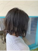 女子力高めの前下がりミニボブ