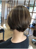ショートボブ×ハイライト