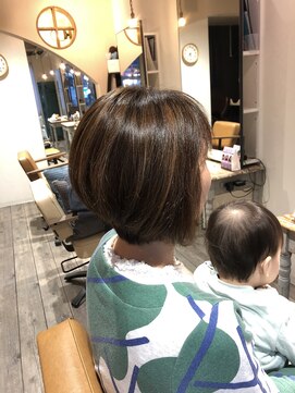 サスペンダーノート 荻窪(Suspender Note) ハイライト×前下がりボブスタイル