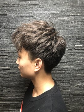 ヒロギンザ 青山店(HIRO GINZA) ツーブロック前上げスタイル