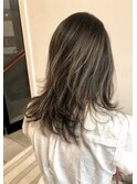 ［新宿］セミロングレイヤー/ハイライト/グレージュ　担当　夕島