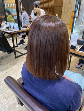 トレ(tre.) 甲子園口/髪質改善/縮毛矯正/ハイライト/酸性ストレート