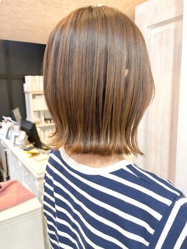 キャアリー(Caary) 福山市美容室Caary人気似合わせカット切りっぱなし ミディアム