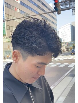 アビールブレ 新潟万代(ABEY LEVRAI) ツイスパスパイキーショート