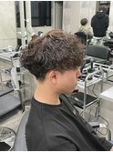 刈り上げマッシュ×波巻きパーマ×明るめブラウン
