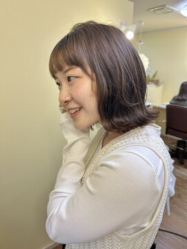 ヘアーデザイン モモ(Hair Design MoMO) 艶々オリーブグレージュ！