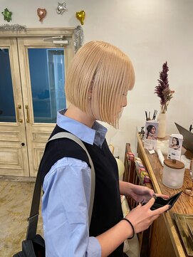 ディフィー 梅田(Defi) 大阪／梅田／ハイトーン／ブリーチ／ケアブリーチ／ダブルカラー