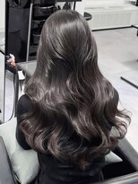 エル バイ アンキシム(elu by AHNKISM)&nbsp;韓国風レイヤーカット顔まわりくびれオルチャン 心斎橋