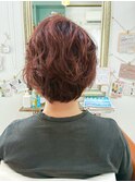 くせ毛を活かしたショートヘア