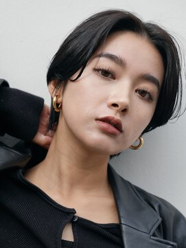 ソワネ 表参道(soigne) 表参道大人ショートボブ顔周りレイヤーカットくびれショート40代