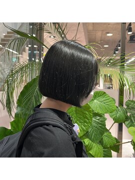 ユニークバイケンジ 町田(unique KENJE) bob × blue gray