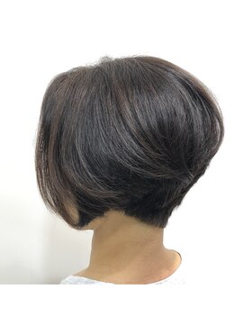 アイウィル(Ai WilL) 【Aiwill/柳谷愛里】×大人ショート骨格を綺麗に見せるショート