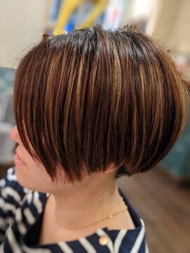 ヘアメイク ダル(HAIRMAKE DAR) ハンサムボブ