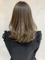 アイティー バイ アルバム 中野店(IT by ALBUM)&nbsp;オリーブベージュ_クールショートピンクベージュ_ba308792