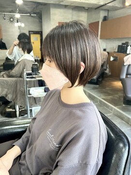 バーチョ(bacio) ショートボブ グレージュ【麻生/札幌ショート/白髪】